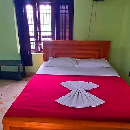 Empire Homestay กัลปัตตา ภายนอก รูปภาพ