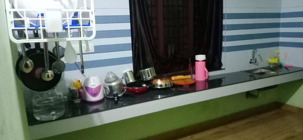 Empire Homestay กัลปัตตา ภายนอก รูปภาพ