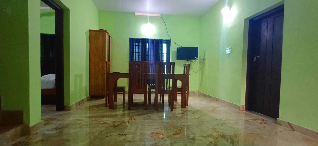 Empire Homestay กัลปัตตา ภายนอก รูปภาพ