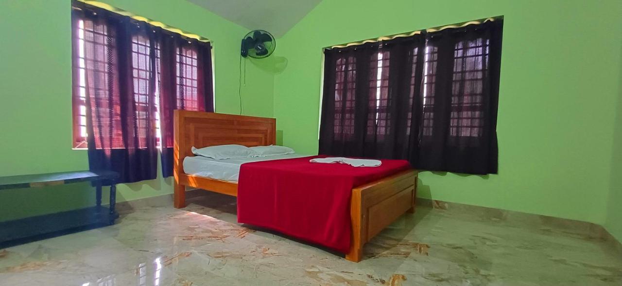 Empire Homestay กัลปัตตา ภายนอก รูปภาพ