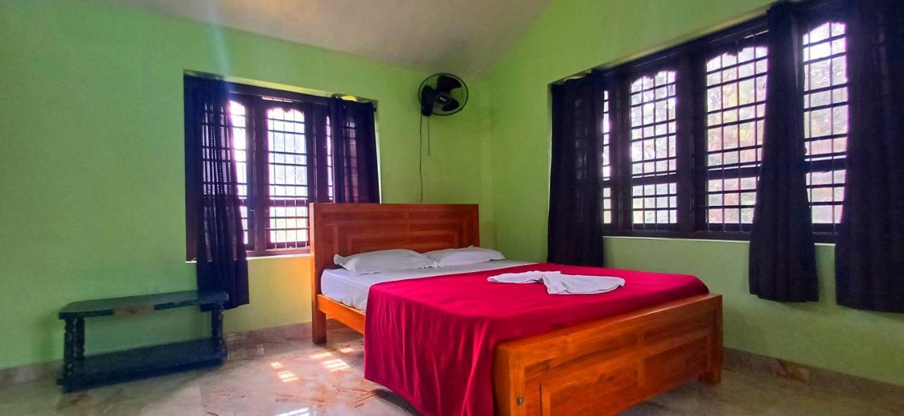 Empire Homestay กัลปัตตา ภายนอก รูปภาพ